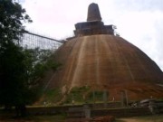 Highlight in Anuradhapura: Die Jetavanarama Dagoba